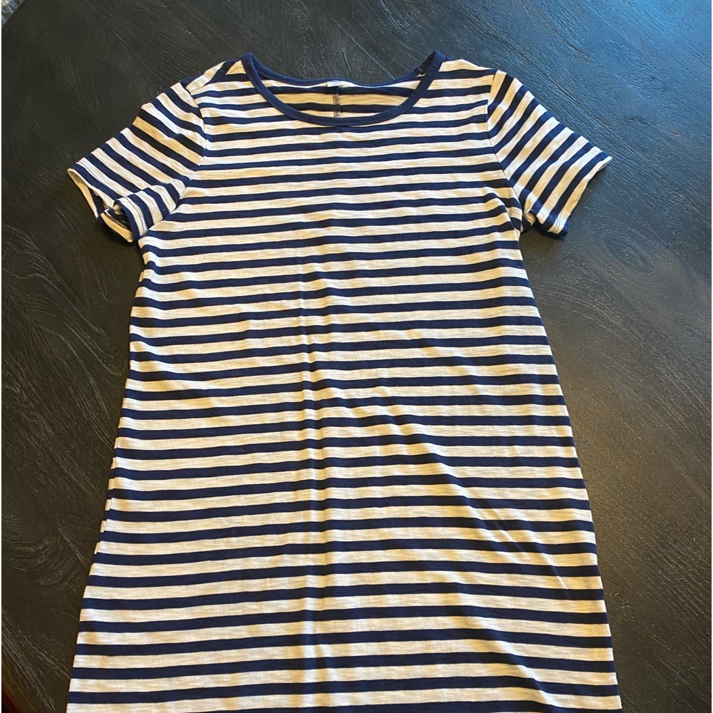 Old Navy striped t-shirt dress